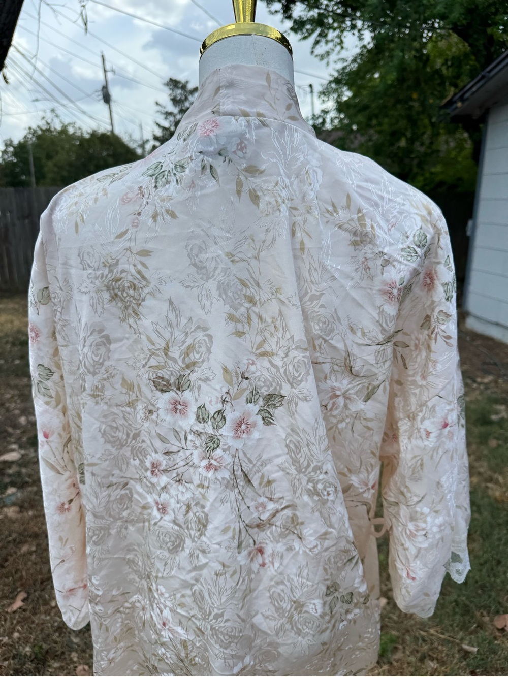 VTG Floral Night Robe - Picture 3 of 5